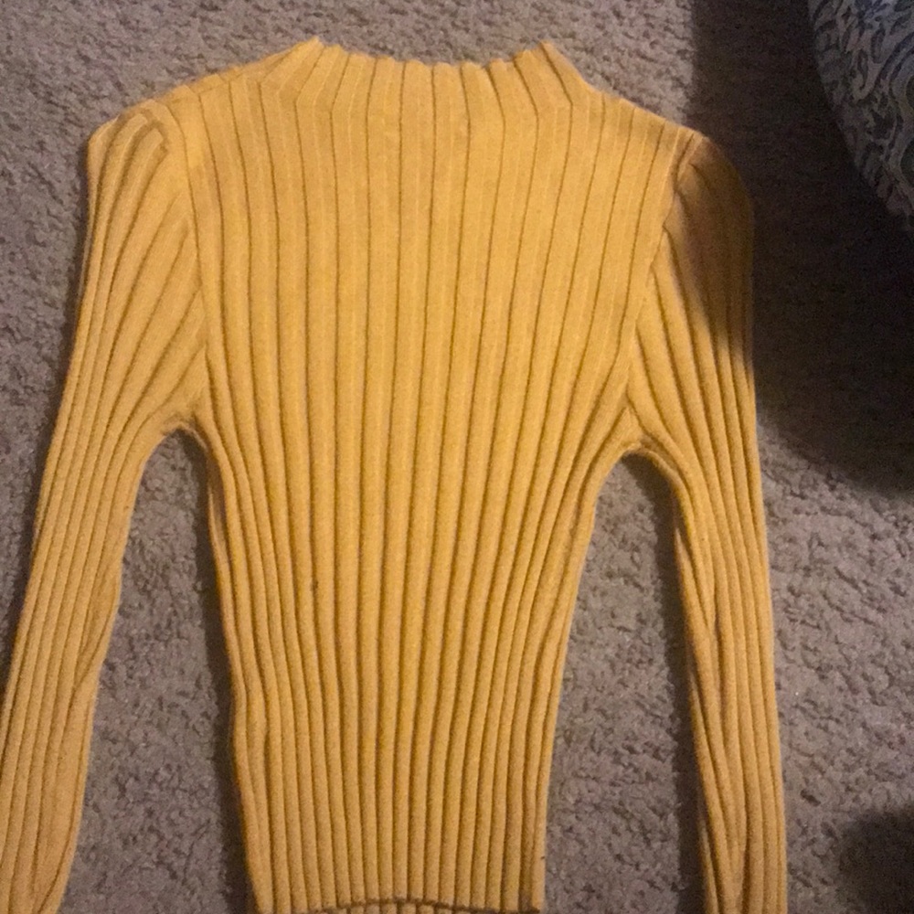 sleek long sleeve